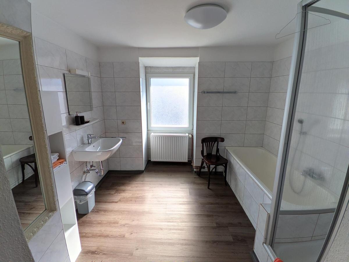 Hotel Rath Schwalmtal  Экстерьер фото