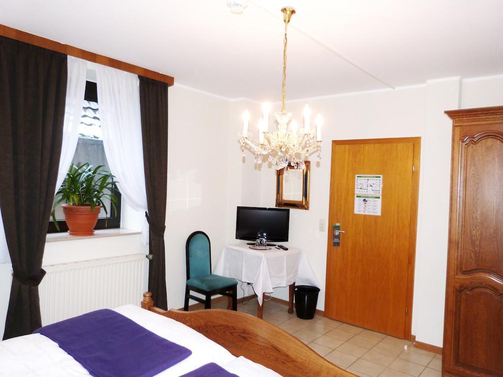 Hotel Rath Schwalmtal  Экстерьер фото